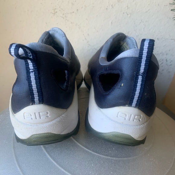 Nike women’s golf shoes, size 9 - Picture 2 of 3